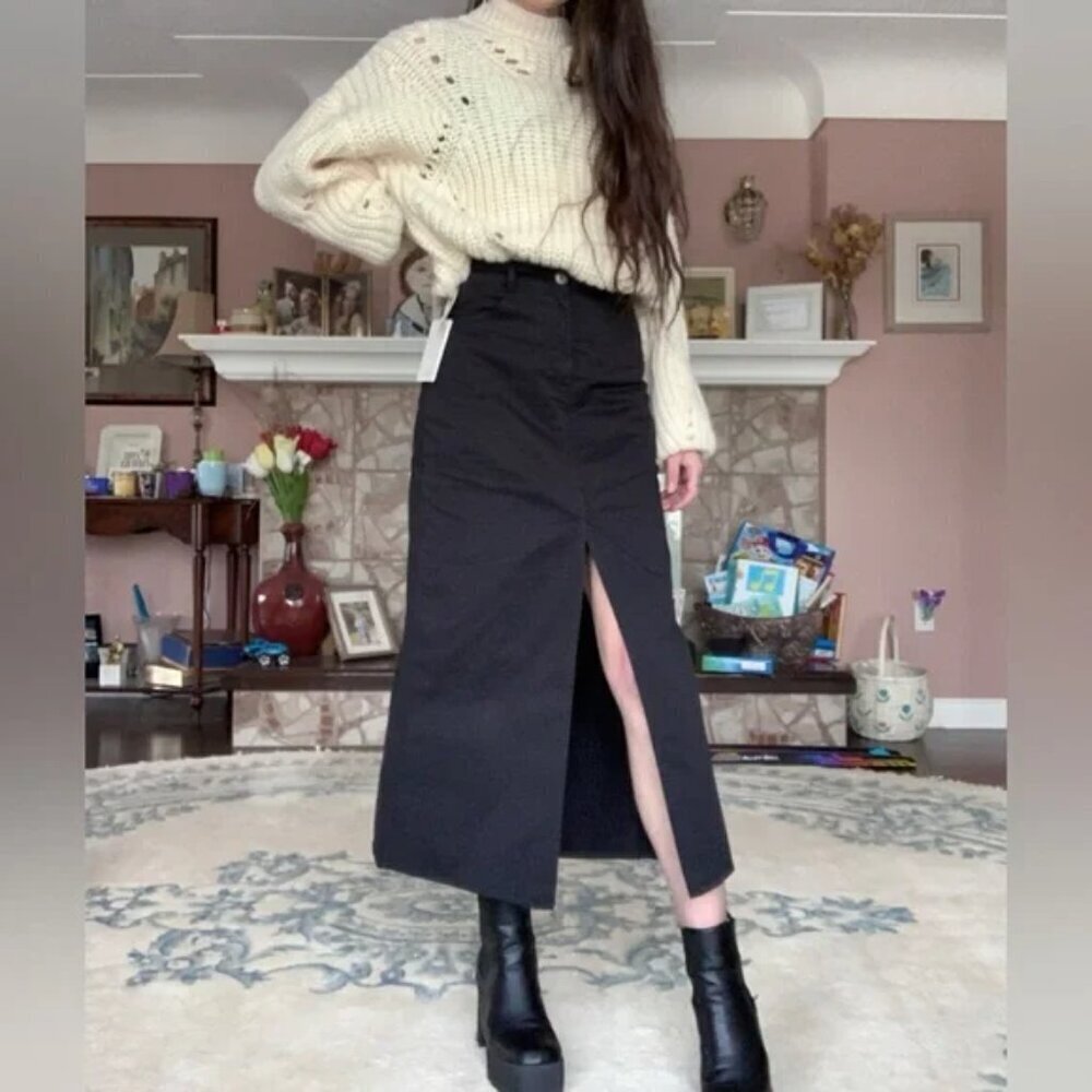 Aritzia Wilfred Charmer Chino Skirt High Waisted Straight Black Size 8
